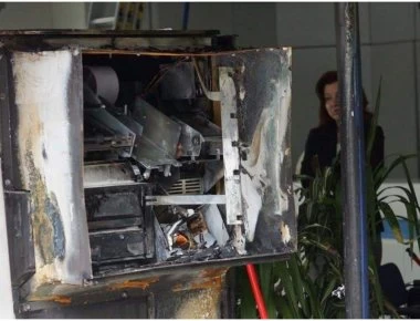 Έκρηξη σε ΑΤΜ στη λεωφόρο Σαρωνίδος